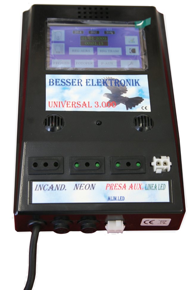 1. Regulador de luz Besser Elektronic Universal 3000, compatible con los actuales sistemas LED. Permite realizar la función ocaso/ alba directamente con los LEDS además de con los sistemas tradicionales de iluminación. (www. vetorni.com)