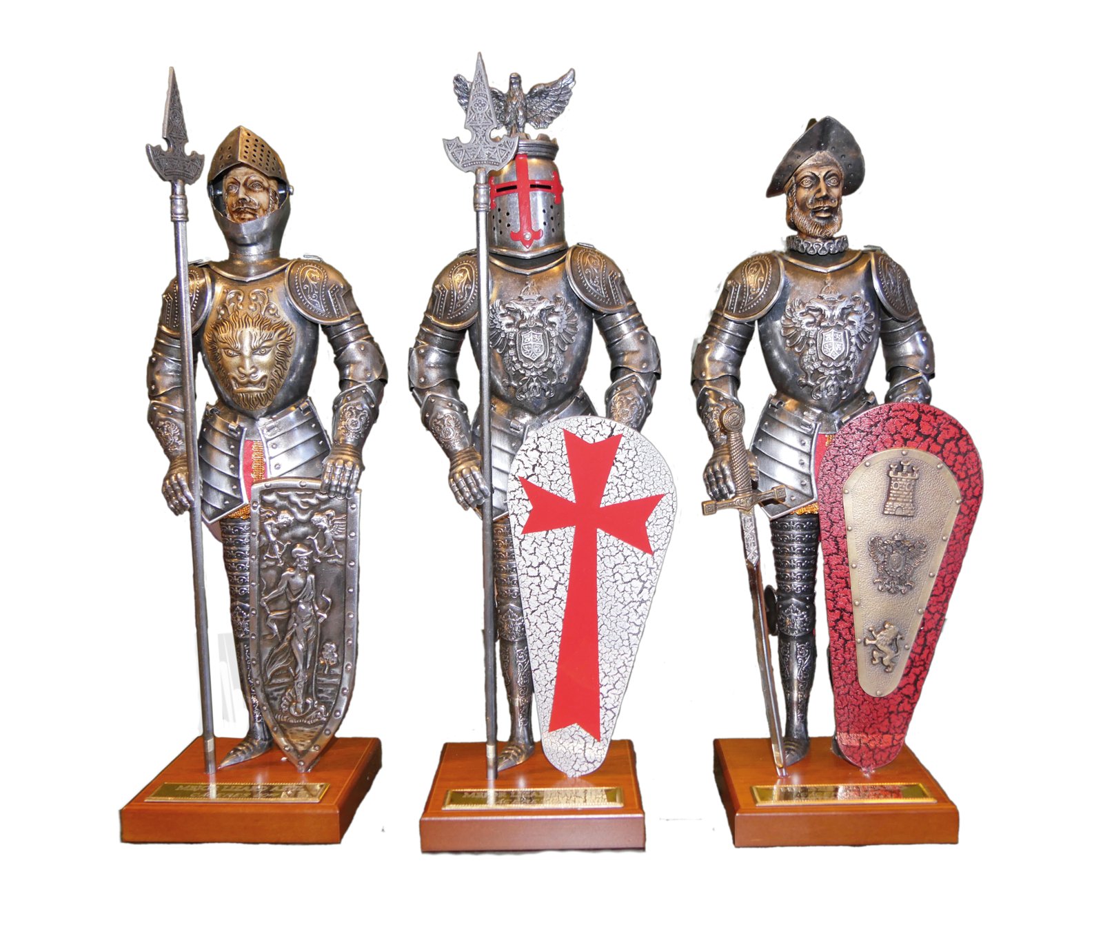 Curiosos y detallados trofeos del monográfico que realizamos anualmente. Fabricados en Toledo y hechos a mano.